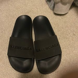Balenciaga pool slides
